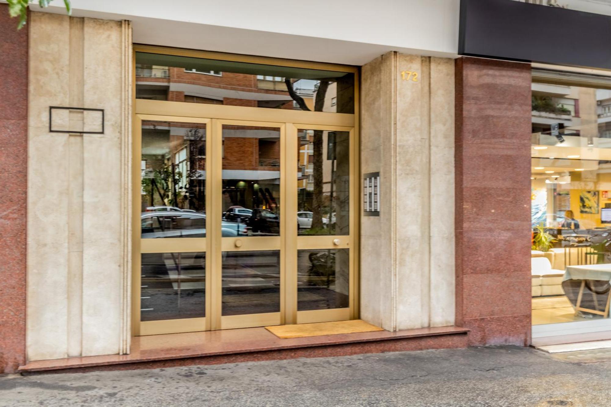 Apartmán La Casa Di Umberto Řím Exteriér fotografie